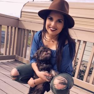 Meet your Posher, Becky